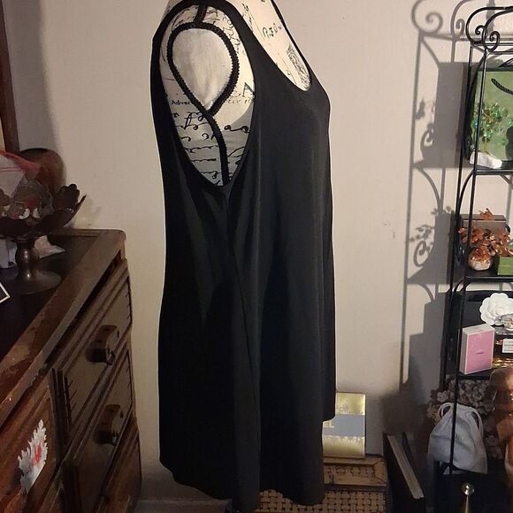 EILEEN FISHER 100% SILK Black Sleeveless Women's Top Size Large - Picture 3 of 7